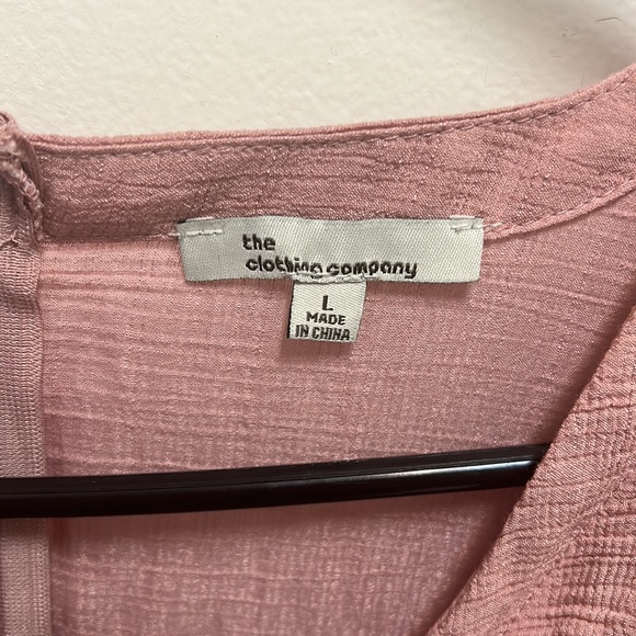 Pink dress, below knee - Picture 3 of 3